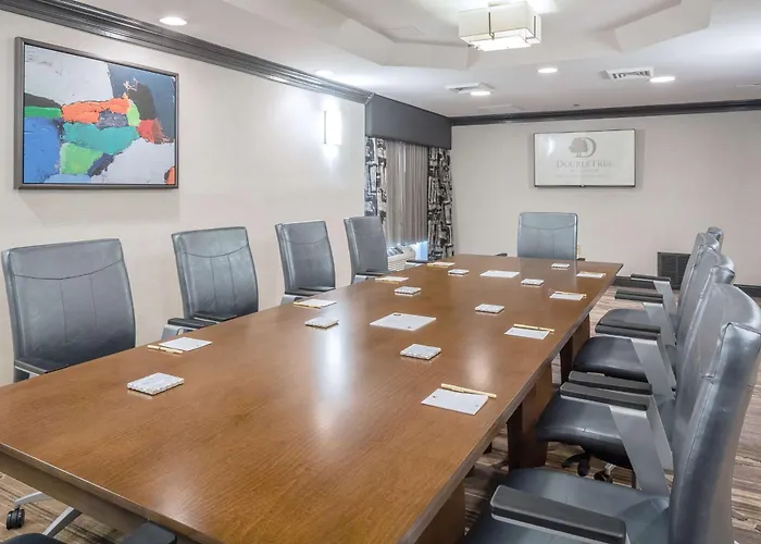 Doubletree By Hilton Boston-Rockland